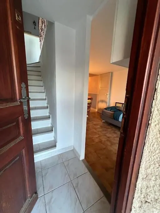 Triplex T4 83M2 Vue Mer Avec Le Patio Et L'Arrivee Autonome Bandol France